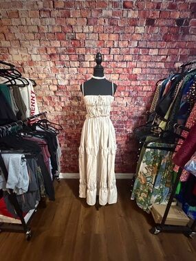 SHEIN Beige Tiered Midi Dress | Size Large (8/10) | Spaghetti Strap Summer Dress